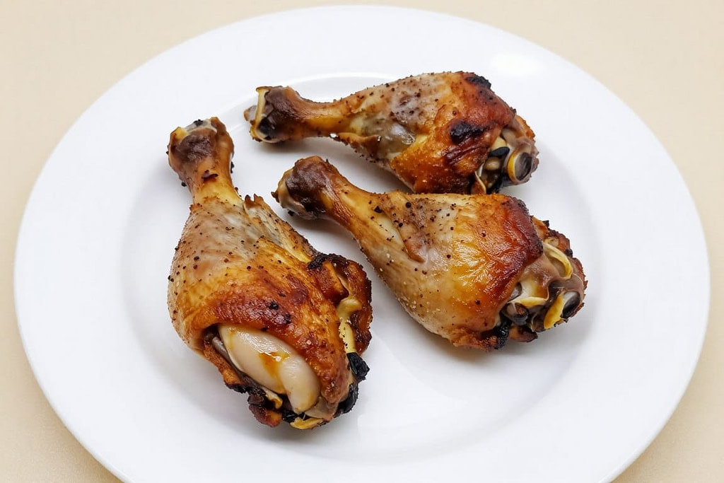 Basic smoked chicken quarters on Z Grills 7002E Basic smoked chicken quarters on Z Grills 7002E