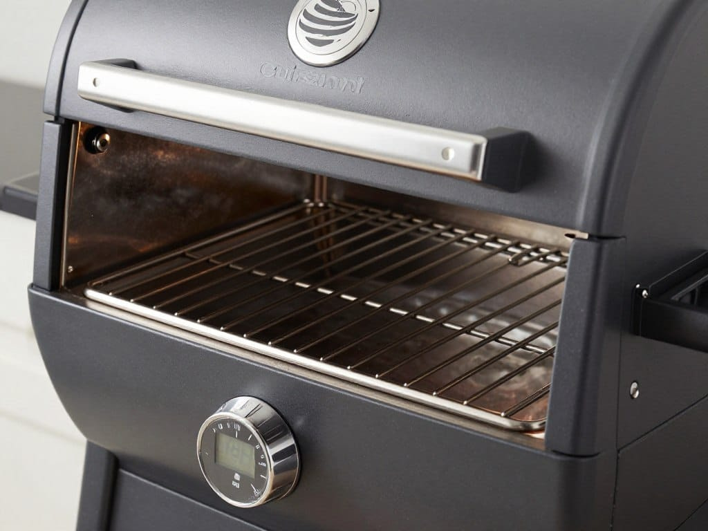 Cuisinart CPG-6000 compact cooking chamber and digital controls Cuisinart CPG-6000 compact cooking chamber and digital controls